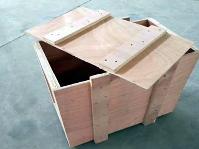 <b>定制木箱箱盖的材质</b>
